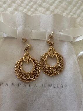 Delicate Gold Filigree Hoop Drop Earrings